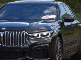 BMW 745e