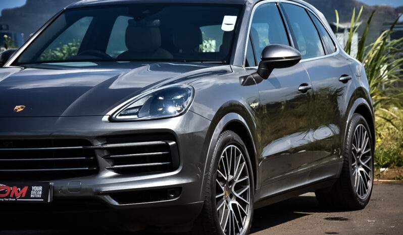 Porsche Cayenne full