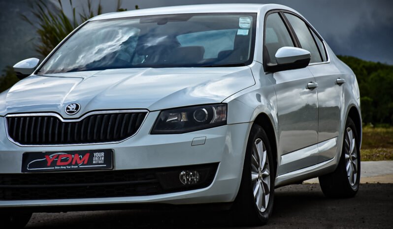 Skoda Octavia full