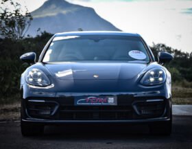 Porsche Panamera 4