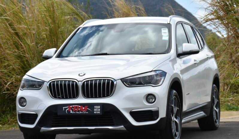 BMW X1 full