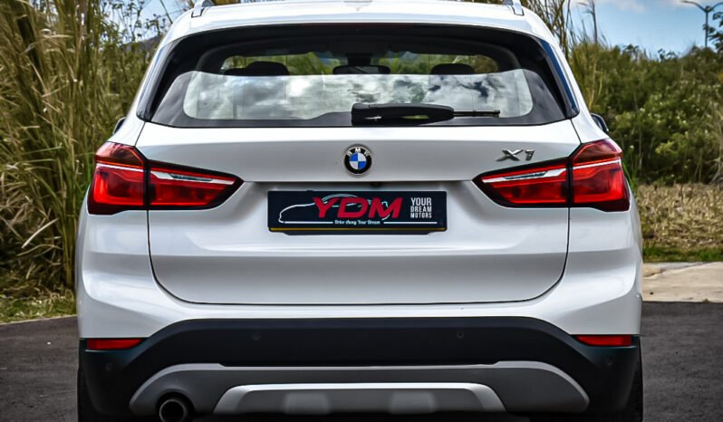 BMW X1 full