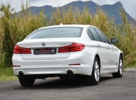 BMW 530e