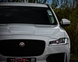 Jaguar F Pace