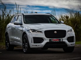 Jaguar F Pace