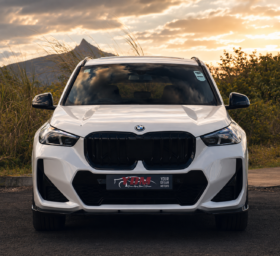 BMW IX1
